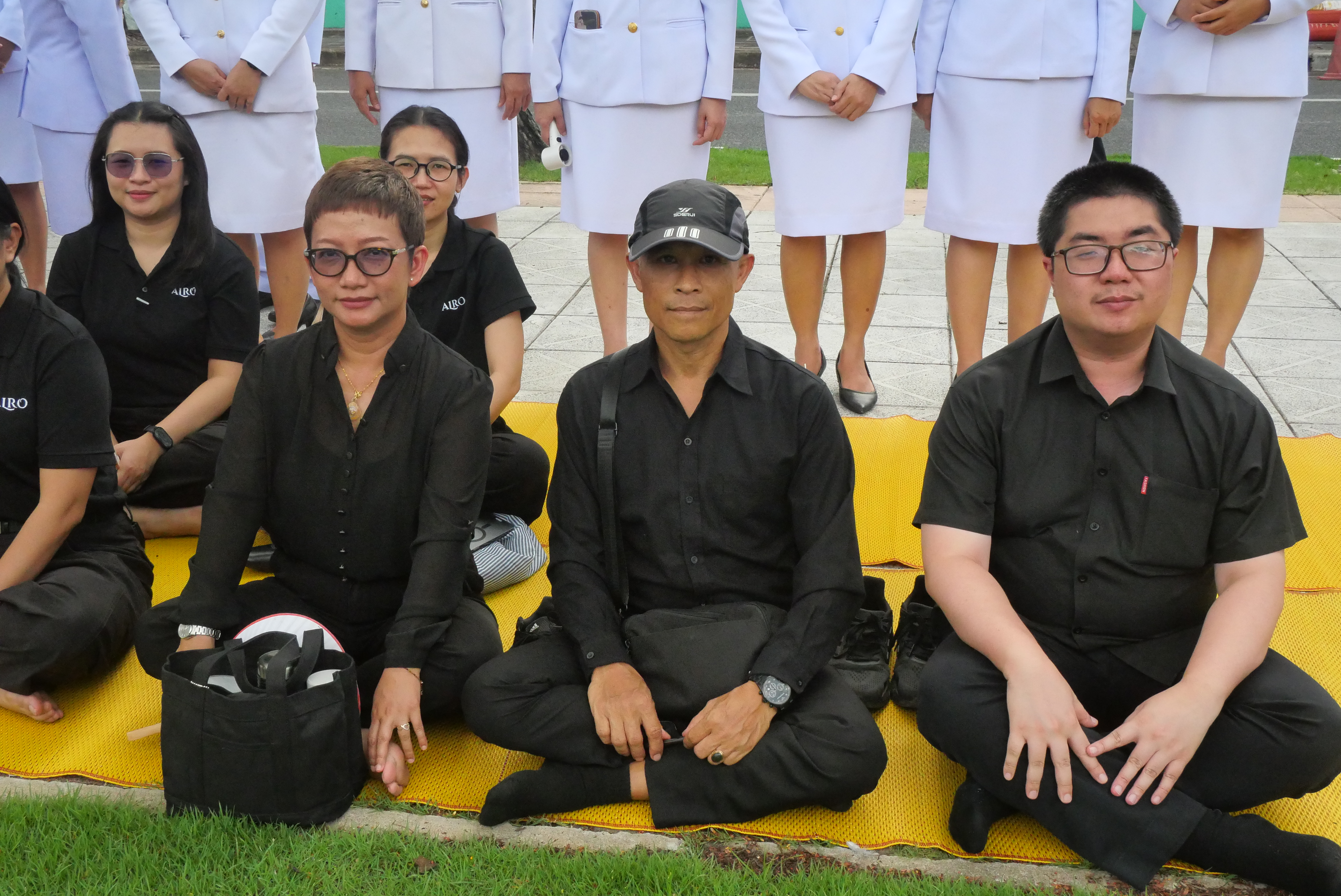title - ส.ป.ก. ร่วมเข้าเฝ้าฯ และน้อมส่งเสด็จในการเคลื่อนขบวนอัญเชิญพระศพ สมเด็จพระเจ้าลูกเธอเจ้าฟ้าพัชรกิติยาภา นเรนทิราเทพยวดี กรมหลวงราชสาริณีสิริพัชร มหาวัชรราชธิดา สู่พระบรมมหาราชวัง